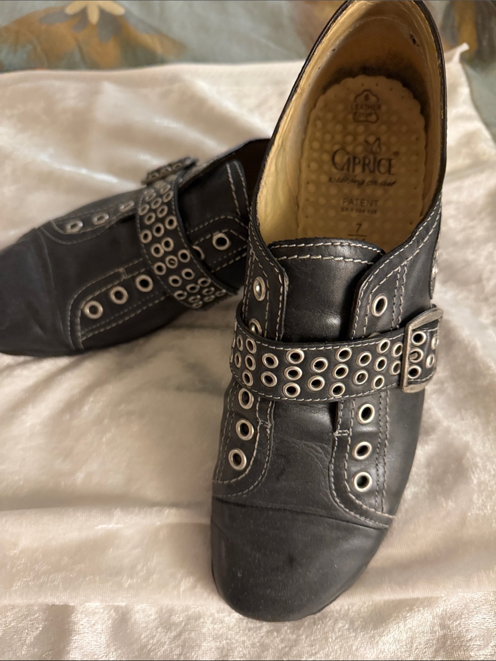 Black Leather Eyelet-Trim Slip-On Loafers